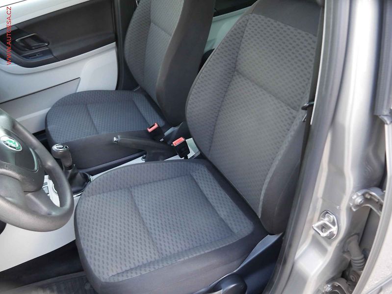 Škoda Fabia (2011) 1.2 TSI, 1.maj,ČR, AC, tažné - fotka 9 z 15