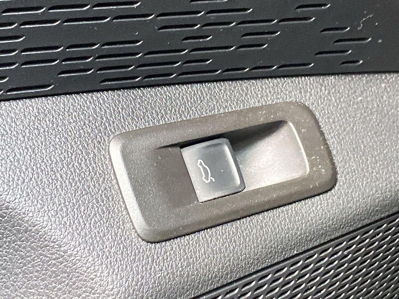 Škoda Octavia (2023) 2.0 TDI DSG SportLine - fotka 21 z 35