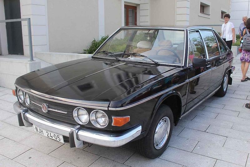 Tatra 603 - první verze