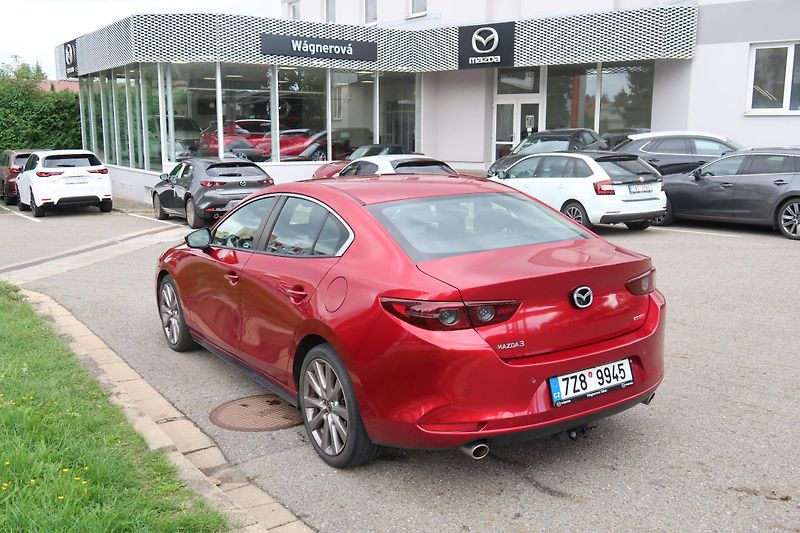 Mazda 3 SDN 2,0G 122k Plus - fotka 4 z 17