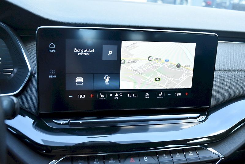 Škoda Octavia (2023) Style Plus 1.5 eTSI DSG - fotka 17 z 34