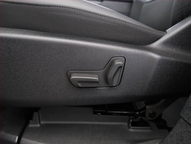 Citroën C5 Aircross (2023) BlueHDi 130 - fotka 25 z 29