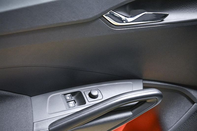 Škoda Fabia (2022) 4 Ambition 7ST Aut DSG 1MAJ ČR - fotka 10 z 36