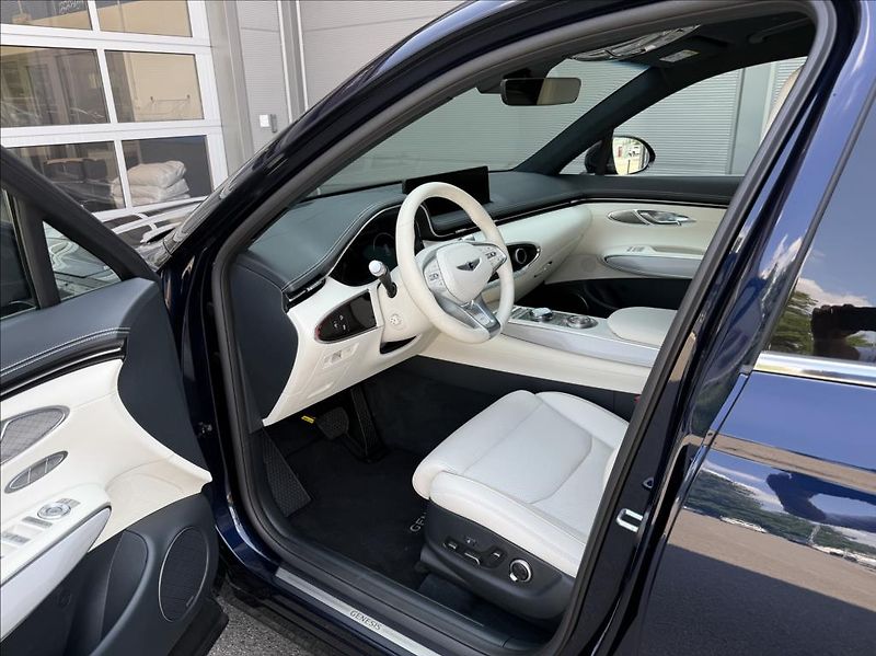 Genesis GV70 AWD  Electrified Sport - fotka 8 z 22
