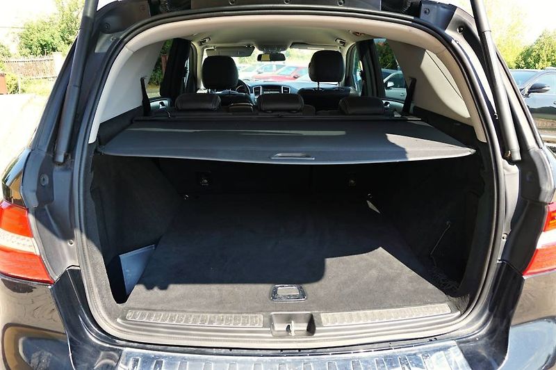 Mercedes-Benz Třídy M (2013) 350 4 MATIC 3,0 CDI 190 kW - fotka 15 z 69