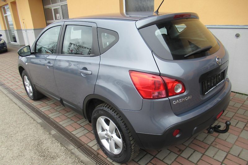 Nissan Qashqai 1.5 DCi AUT. KLIMA TAŽNÉ - fotka 4 z 27