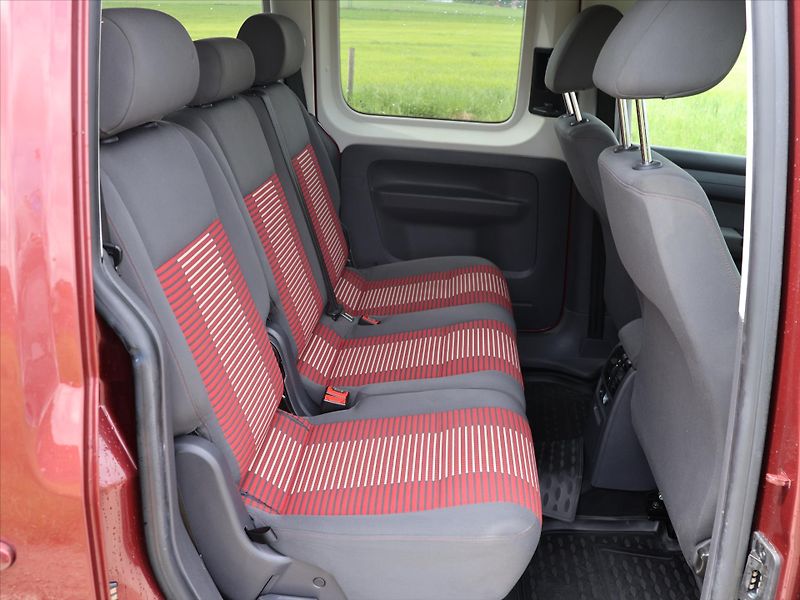 Volkswagen Caddy 1,2 TSI 77kW Roncalli - fotka 12 z 26