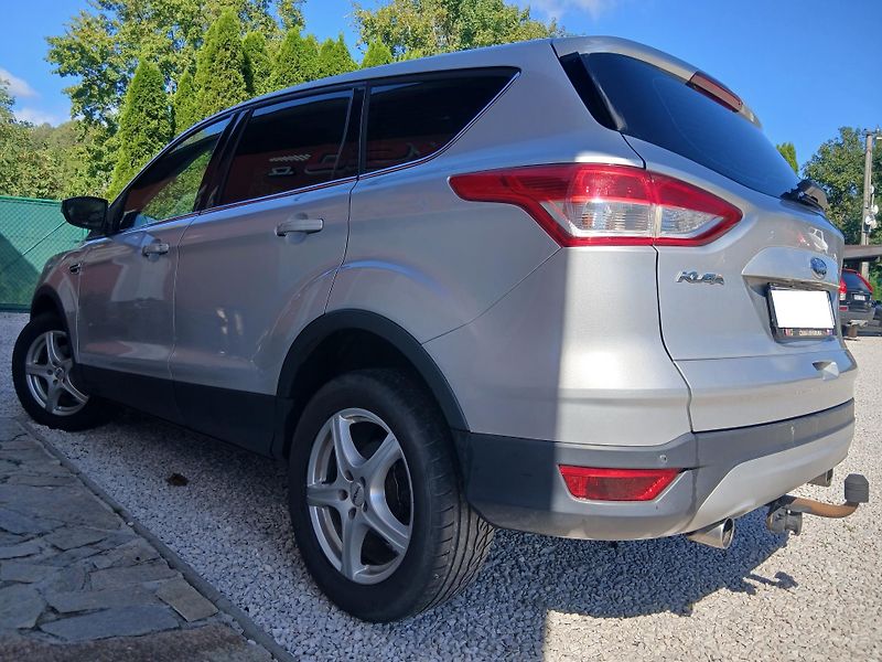 Ford Kuga 1.6i - fotka 5 z 36