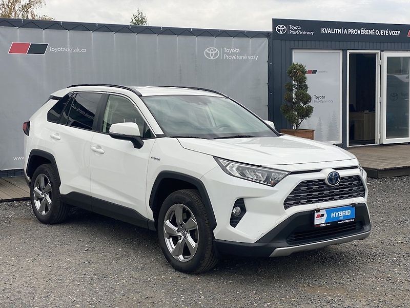 Toyota RAV4 2.5HSD, ČR, ComStyle, 4x4 - fotka 1 z 15