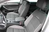 Volkswagen Passat (2022) 2.0 TDI DSG 147kW WEBASTO - náhled 6