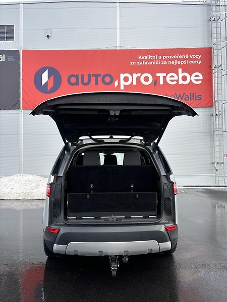 Land Rover Discovery 2.0SD4 177kW LUXURY 7-Míst TZ - fotka 26 z 29