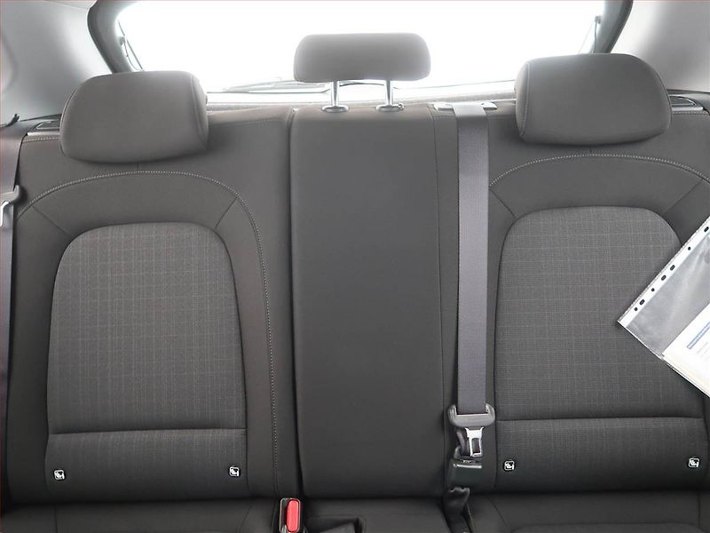 Hyundai Kona (2021) 1.0 T-GDI, Automat, ČR,1.maj - fotka 8 z 13