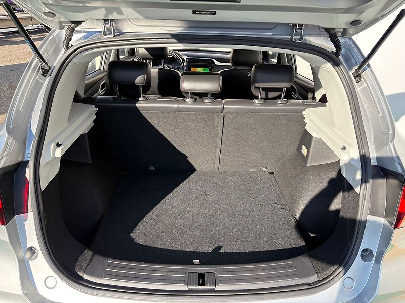 MG ZS 1.0TGI Automat, Navi, Kamera - fotka 20 z 23