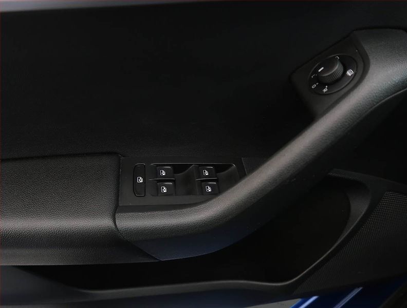 Škoda Octavia (2020) 1.0 TSI, Serv.kniha, Navi - fotka 20 z 22
