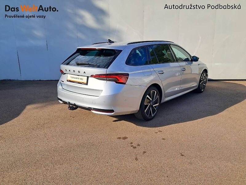 Škoda Octavia (2025) COMBI IV FC SportLine 2.0 TDI - fotka 2 z 31