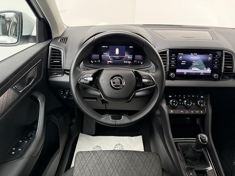 Škoda Karoq 1.5 TSI 110kW Style - fotka 6 z 11