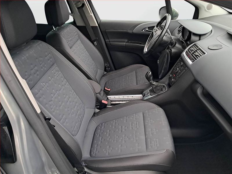 Opel Meriva (2014) Cosmo 1.4 Turbo, ČR,1.maj - fotka 9 z 16