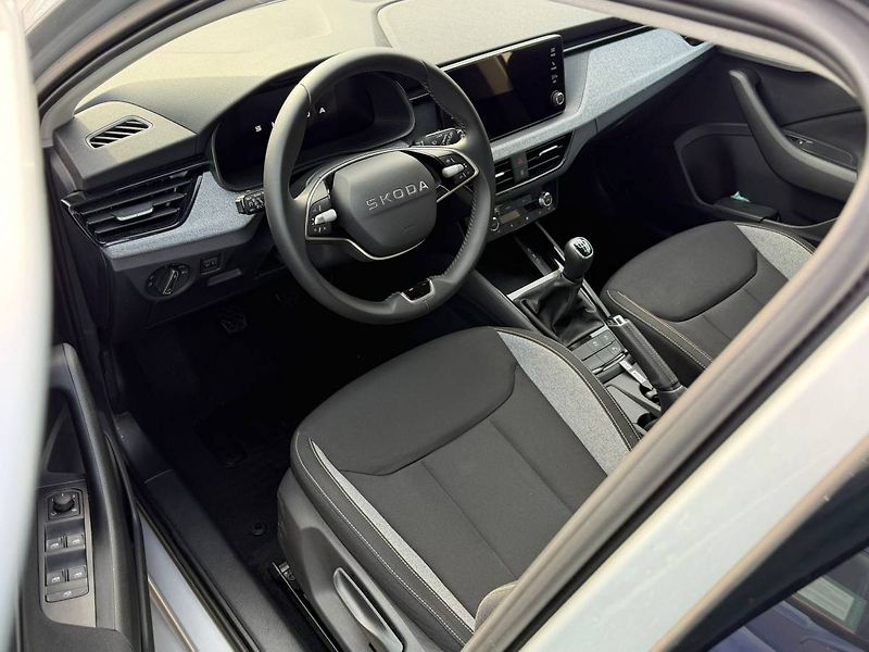 Škoda Scala Selection 1,0 TSI 85 kW 6° MP - fotka 7 z 36