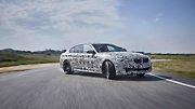 Prozatím maskované BMW M5.