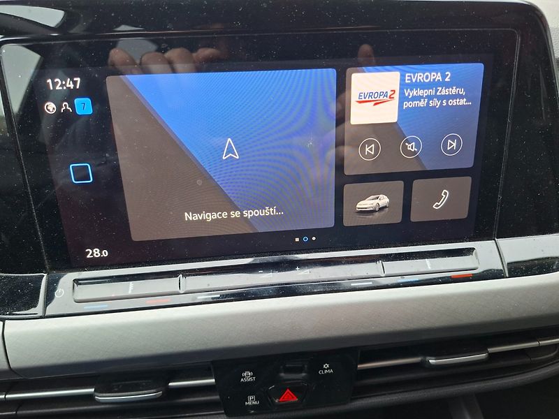 Volkswagen Golf (2021) 2.0TDI 85kW DSG -TAŽ.ZAŘ.-DPH - fotka 19 z 39