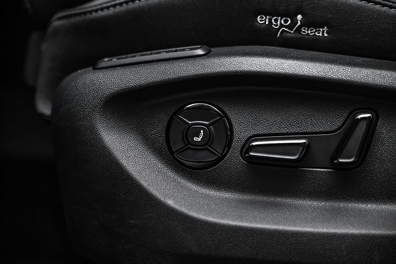 Škoda Kodiaq 2,0TDI DSG 4x4 Excl Sel Masáže - fotka 19 z 23