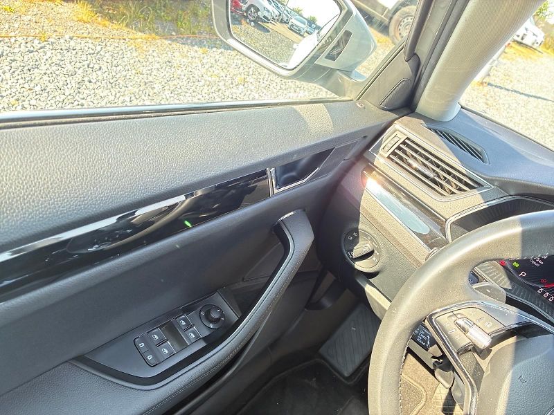 Škoda Superb (2023) L&K 2.0TDI 147kW DSG 4x4 CZ  - fotka 11 z 11