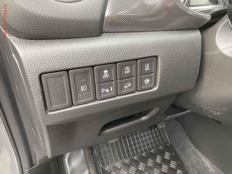Suzuki Vitara (2019) 1.4BoosterJet 4x4, ČR, AC - fotka 15 z 19