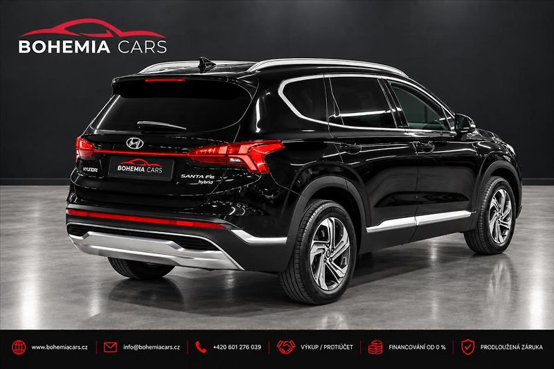 Hyundai Santa Fe 2,2 CRDi Premium 4x4 DPH 1.maj - fotka 8 z 28