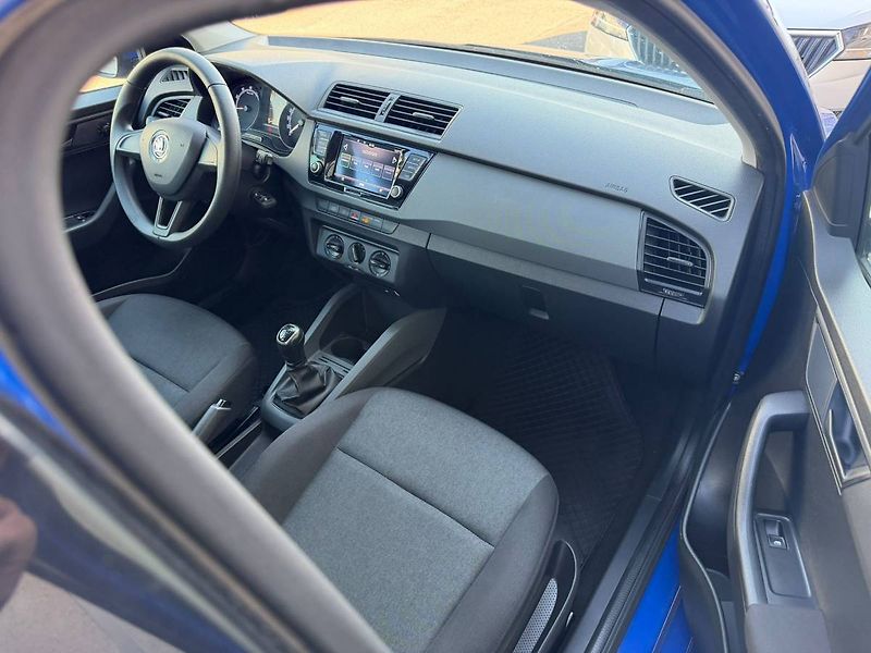 Škoda Fabia Active 1,0 TSI 70 kW 5° MP - fotka 7 z 28
