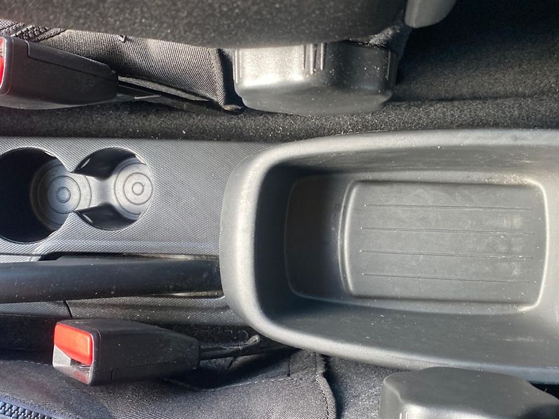 Renault Captur (2015) 0,9 TCe (66kW) BA  Man. - fotka 22 z 24