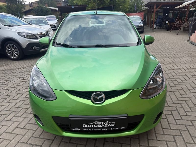 Mazda 2 (2008) 1.3 - fotka 6 z 12
