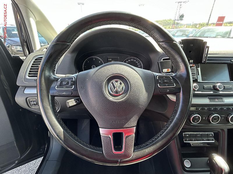 Volkswagen Sharan (2014) 2.0TDi, DSG - fotka 12 z 18