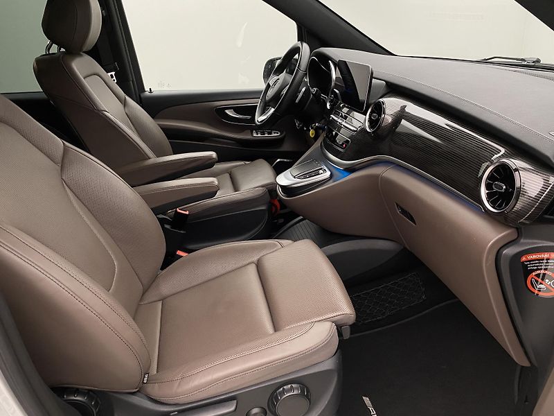 Mercedes-Benz Třídy V V300d 4MATIC AMG, AIRMATIC, CZ - fotka 24 z 58