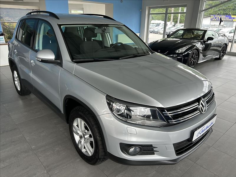 Volkswagen Tiguan 2,0   TDI,1.MAJ,SERVISKA,TAŽNÉ - fotka 1 z 22