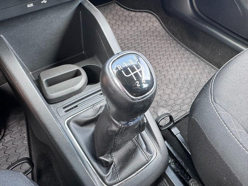 Škoda Fabia (2015) 1,4 TDI 77 KW 2. MAJ STK - fotka 32 z 43
