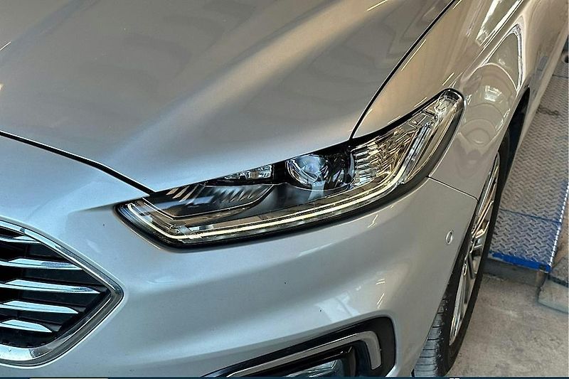 Ford Mondeo (2022) 2.0Eco*AUTO*KAMERA*TAŽNÉ*LED - fotka 9 z 10