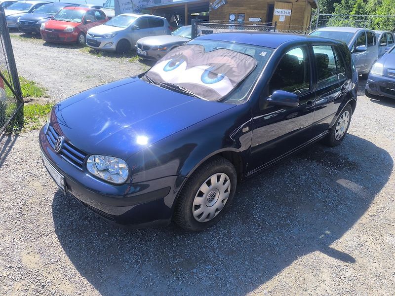 Volkswagen Golf (2001) KRÁSNÝ,145TKM,1MAJ89LET,SERVIS - fotka 3 z 25