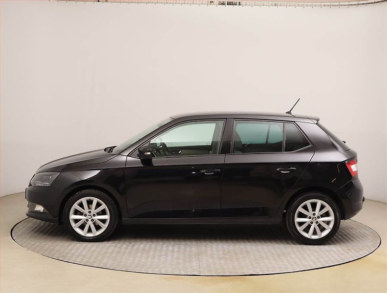 Škoda Fabia (2017) 1.2 TSI, Tempomat - fotka 3 z 23