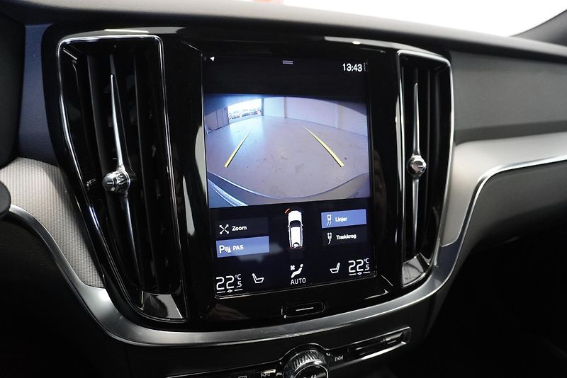 Volvo V60 T5 INSCRIPTION AUT. - fotka 19 z 29