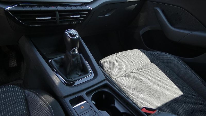 Škoda Octavia 2,0 TDI 85kW Fresh - fotka 6 z 23