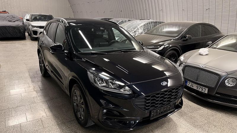 Ford Kuga (2023) 2.0TDCI ST LINE,4X4,AT - fotka 13 z 42