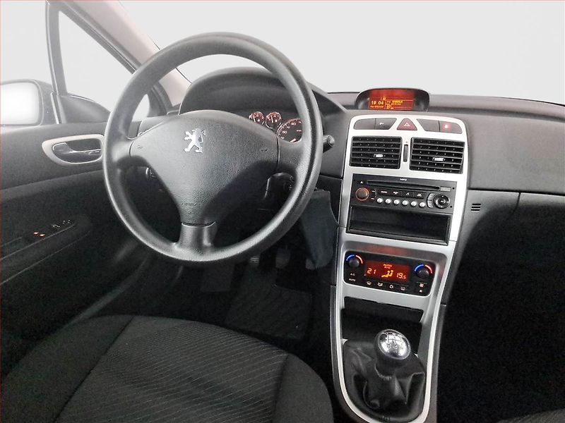 Peugeot 307 (2006) 1.6 16V, nová STK, v provozu - fotka 7 z 14
