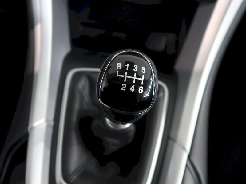 Ford Mondeo (2019) 1.5ecoBoost 121KW - fotka 25 z 31