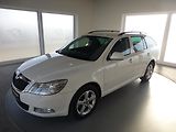 Škoda Octavia (2012) 2,0TDI*VYHŘ.S**ALU**XENON**4X4 - náhled 1