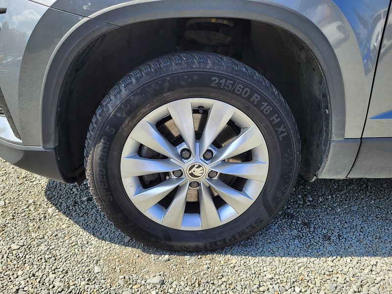 Škoda Karoq 2.0 TDi 85kW DSG AMBITION *ČR - fotka 32 z 43