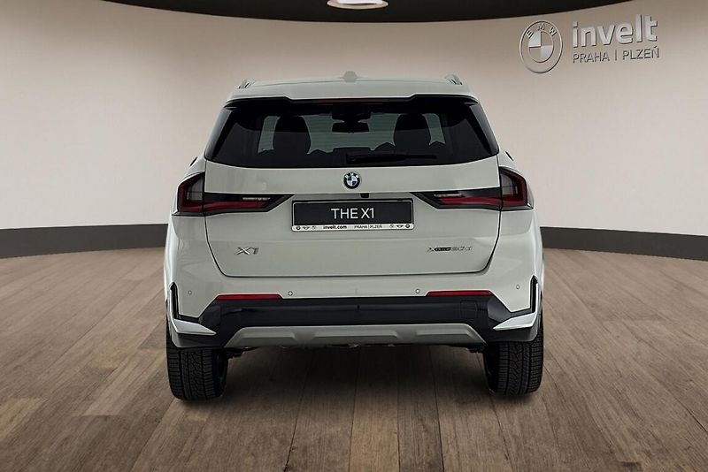 BMW X1 xDrive20d - fotka 4 z 25