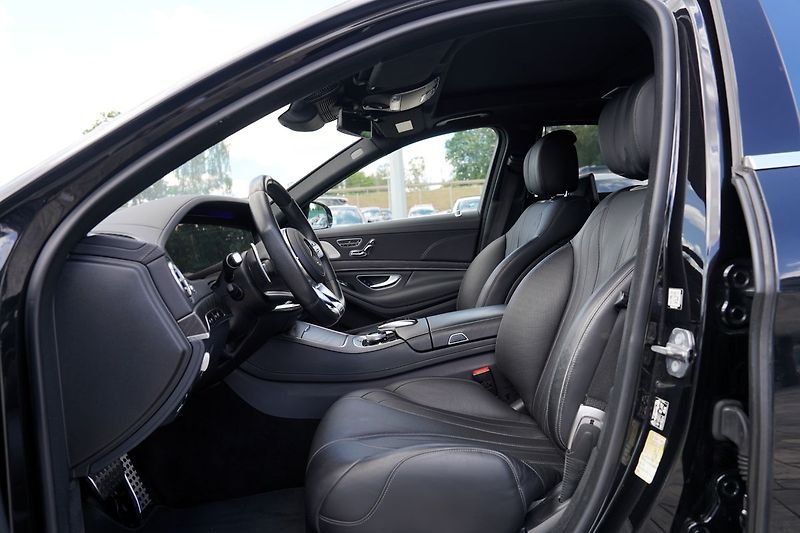 Mercedes-Benz Třídy S S560 Long 4Matic V8/470PS - fotka 22 z 34