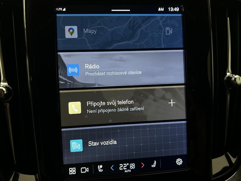Volvo V60 B4 PLUS DARK AUT 1.maj. - fotka 27 z 43