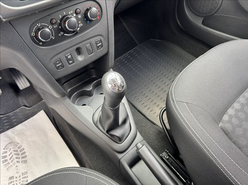 Dacia Logan 1,2 i 16V MCV KLIMA 1.maj ČR - fotka 35 z 50