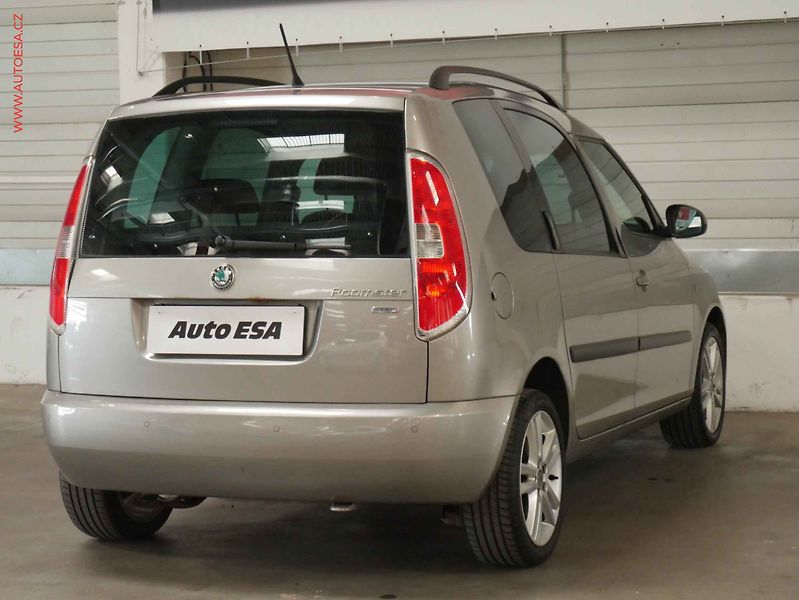 Škoda Roomster (2011) 1.2 TSi, 2.maj,ČR, servis - fotka 6 z 17
